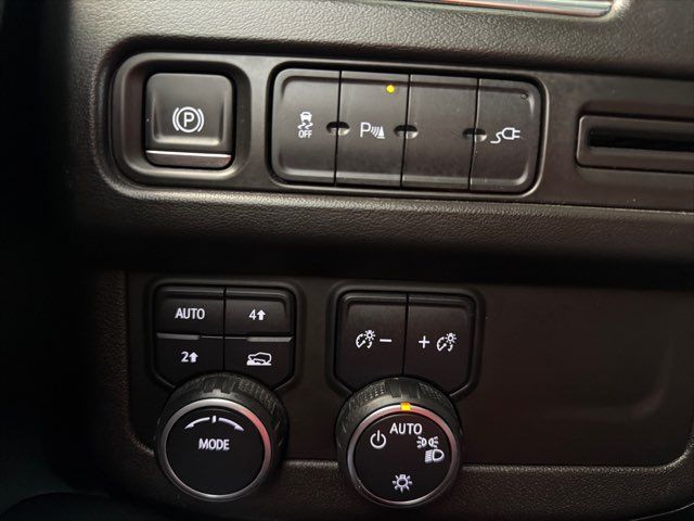 2021 Chevrolet Tahoe LT | Rome, GA | Knight's Car Store 2021 Chevrolet Tahoe LT | Rome, GA | Knight's Car Store