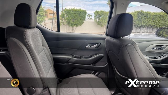 2021 Chevrolet Traverse LT Cloth