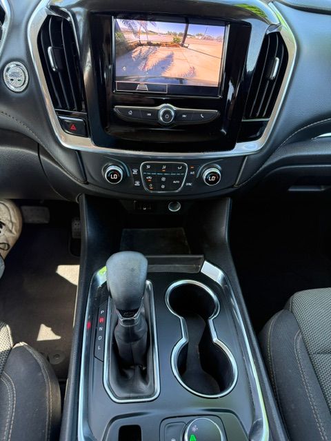 2021 Chevrolet Traverse LS