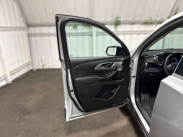 2021 Chevrolet TRAVERSE LS | Houston, TX | Texas Star Motors 2021 Chevrolet TRAVERSE LS | Houston, TX | Texas Star Motors