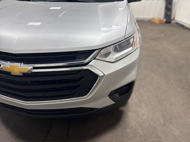 2021 Chevrolet TRAVERSE LS | Houston, TX | Texas Star Motors 2021 Chevrolet TRAVERSE LS | Houston, TX | Texas Star Motors
