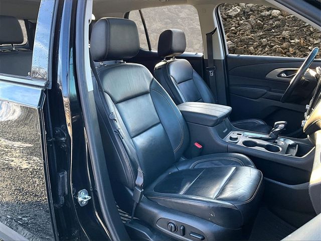 2021 Chevrolet Traverse RS