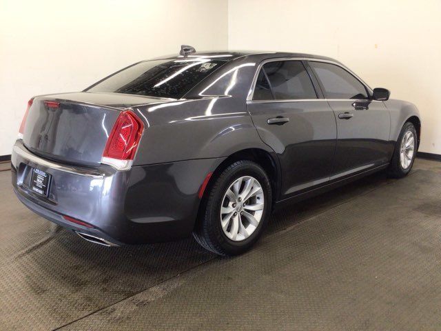 2021 Chrysler 300 Touring