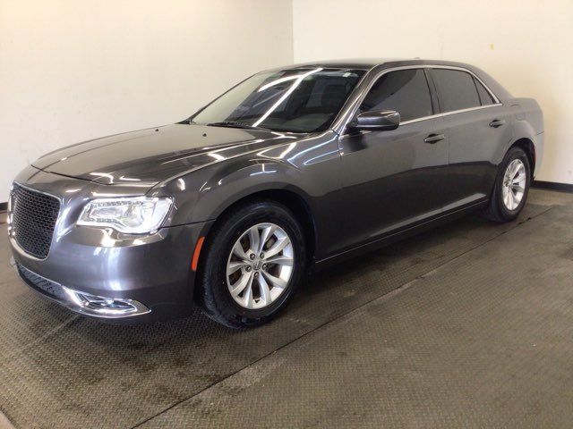 2021 Chrysler 300 Touring