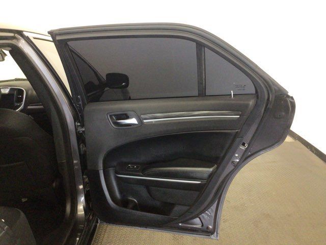 2021 Chrysler 300 Touring