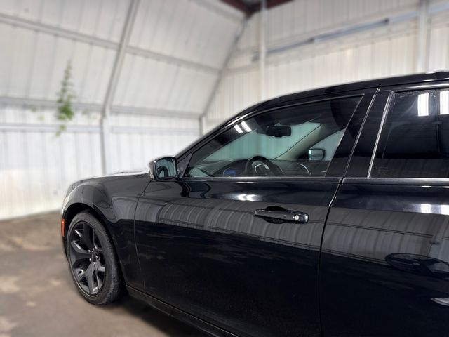 2021 Chrysler 300 Touring L | Houston, TX | Texas Star Motors 2021 Chrysler 300 Touring L | Houston, TX | Texas Star Motors