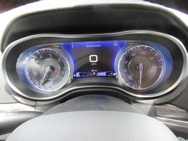 2021 Chrysler 300 Touring