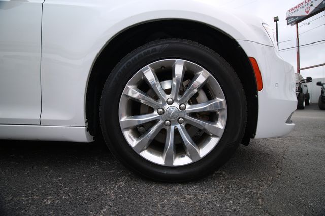 2021 Chrysler 300 Touring L AWD | San Antonio, TX | R&L Certified Auto Group 2021 Chrysler 300 Touring L AWD | San Antonio, TX | R&L Certified Auto Group