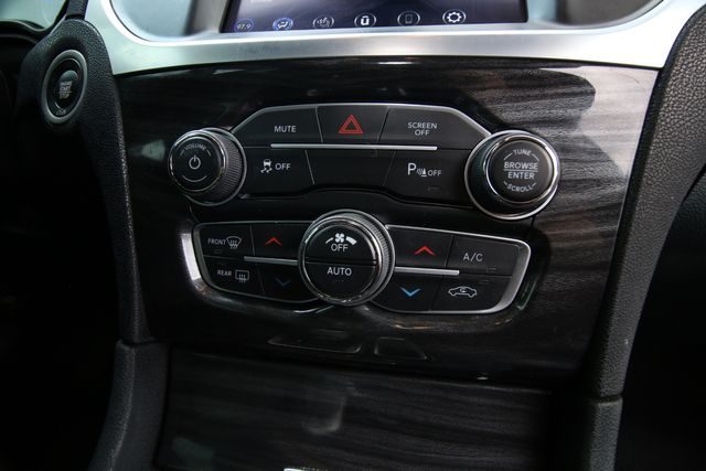 2021 Chrysler 300 Touring L AWD | San Antonio, TX | R&amp;L Certified Auto Group