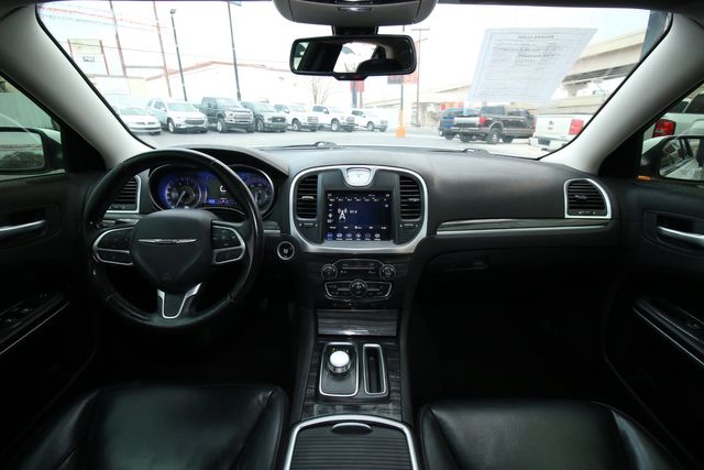 2021 Chrysler 300 Touring L AWD | San Antonio, TX | R&amp;L Certified Auto Group