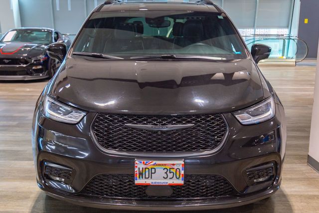 2021 Chrysler Pacifica Limited AWD 3rd row S Appearance Package