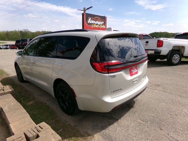2021 Chrysler Pacifica Hybrid Touring L