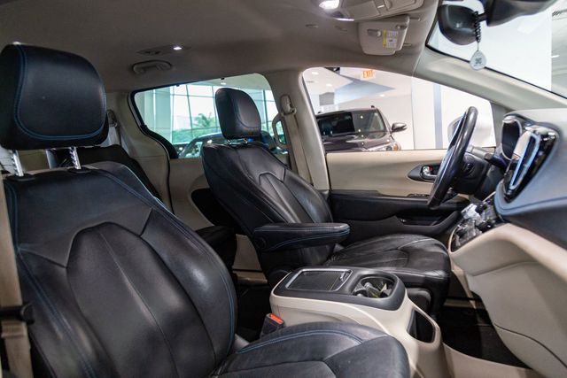 2021 Chrysler Pacifica Hybrid Touring L