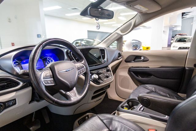 2021 Chrysler Pacifica Hybrid Touring L