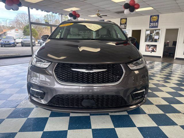 2021 Chrysler Pacifica Touring L | Rome, GA | Knight's Car Store 2021 Chrysler Pacifica Touring L | Rome, GA | Knight's Car Store