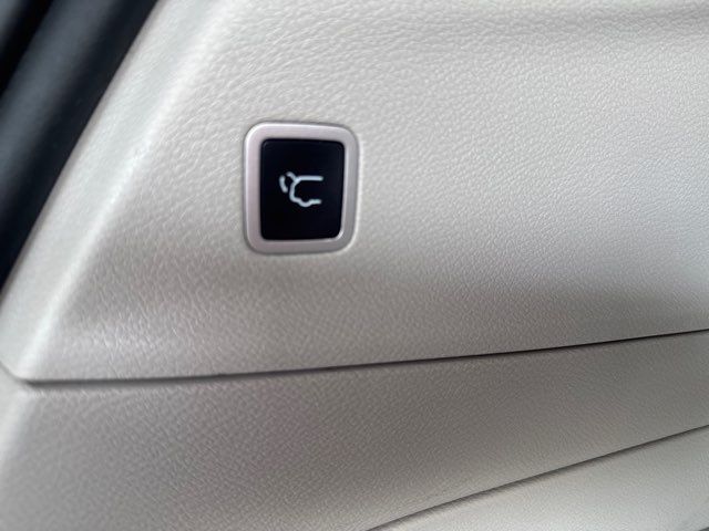 2021 Chrysler Pacifica Touring L | Rome, GA | Knight's Car Store 2021 Chrysler Pacifica Touring L | Rome, GA | Knight's Car Store