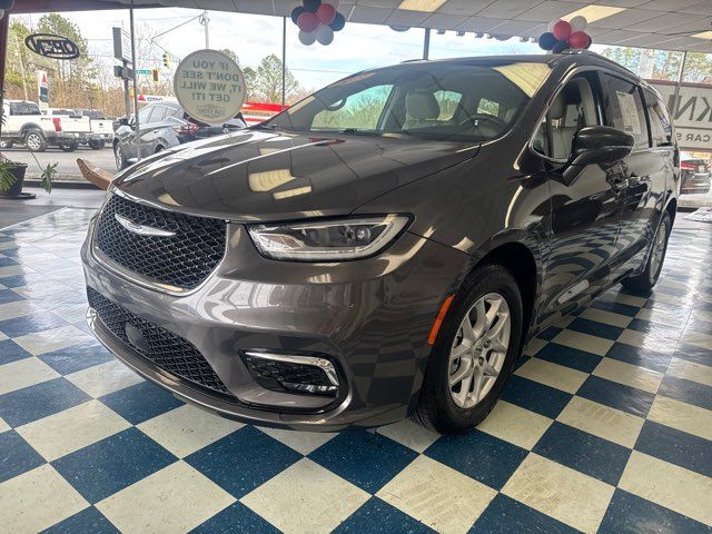2021 Chrysler Pacifica Touring L | Rome, GA | Knight's Car Store 2021 Chrysler Pacifica Touring L | Rome, GA | Knight's Car Store