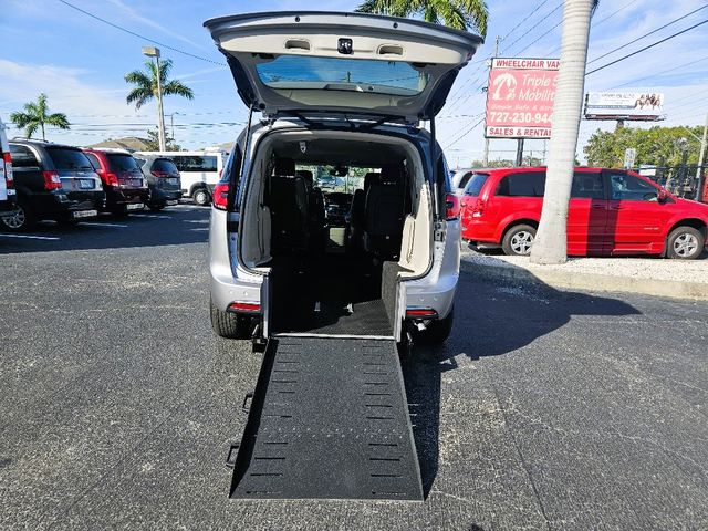 2021 Chrysler Pacifica Touring L Wheelchair Van Handicap Ramp Van