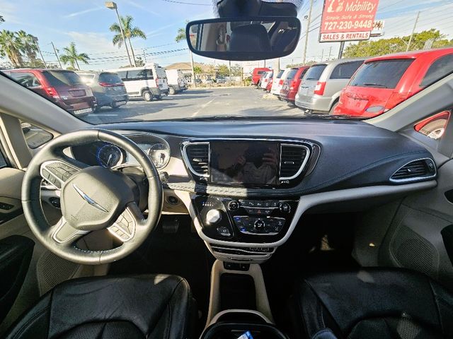 2021 Chrysler Pacifica Touring L Wheelchair Van Handicap Ramp Van