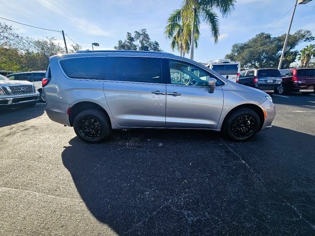 2021 Chrysler Pacifica Touring L Wheelchair Van Handicap Ramp Van