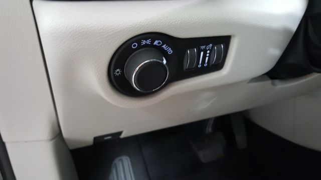 2021 Chrysler Voyager LXi | Garland, TX | Legend Motorcars Feed Account