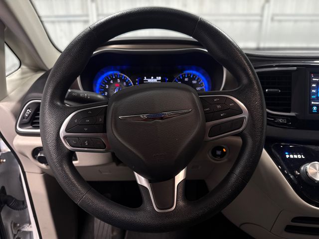 2021 Chrysler VOYAGER LXI | Houston, TX | Texas Star Motors 2021 Chrysler VOYAGER LXI | Houston, TX | Texas Star Motors