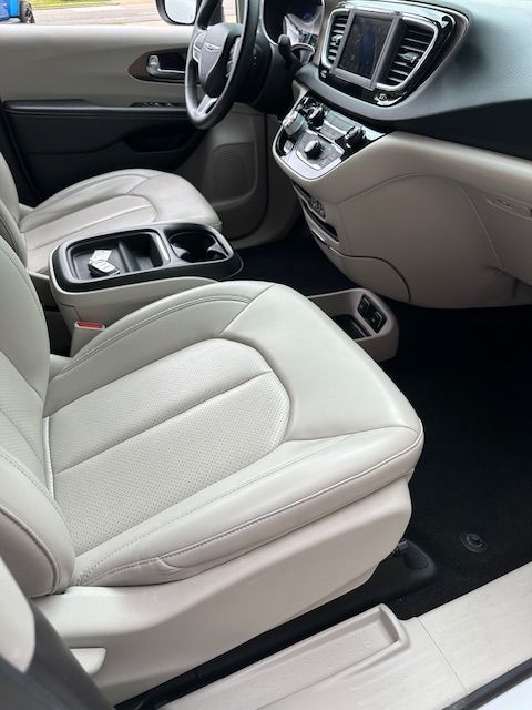 2021 Chrysler Voyager LXi 2021 Chrysler Voyager LXi