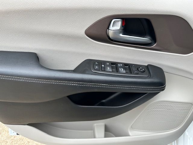 2021 Chrysler Voyager LXi 2021 Chrysler Voyager LXi