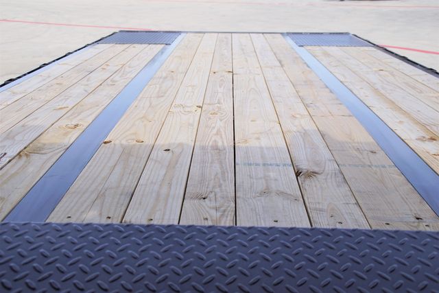 2024 Diamond C 30' Fmax 212 Super Single 25k Hydraulic Dove | Keller, TX | Complete Trailers of Texas 2024 Diamond C 30' Fmax 212 Super Single 25k Hydraulic Dove | Keller, TX | Complete Trailers of Texas