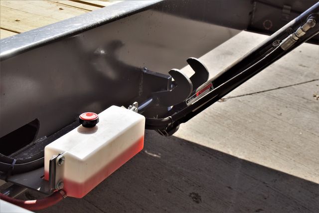 2024 Diamond C HDT 210 - 20K GVWR 20K GVWR HEAVY DUTY HYDRAULICALLY DAMPENED TILT | Keller, TX | Complete Trailers of Texas 2024 Diamond C HDT 210 - 20K GVWR 20K GVWR HEAVY DUTY HYDRAULICALLY DAMPENED TILT | Keller, TX | Complete Trailers of Texas