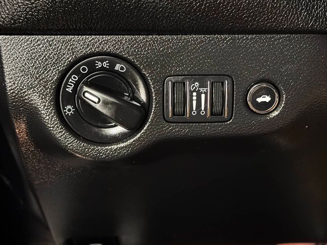 2021 Dodge Challenger SXT | Houston, TX | Houston Auto Credit 2021 Dodge Challenger SXT | Houston, TX | Houston Auto Credit