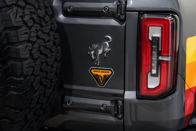 2021 Ford Bronco Badlands Advanced 4X4 LIFTED,MAXLIDER BROTHERS,71K | Carrollton, TX | Texas Vehicle Exchange