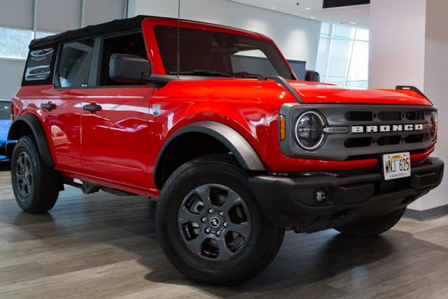 2021 Ford Bronco at Autosource, photo 1