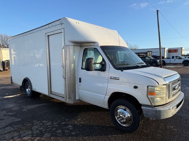2021 Ford ECONOLINE E350 SUPER DUTY 16 Foot Box | Canton, Ohio | Ohio Auto Warehouse LLC