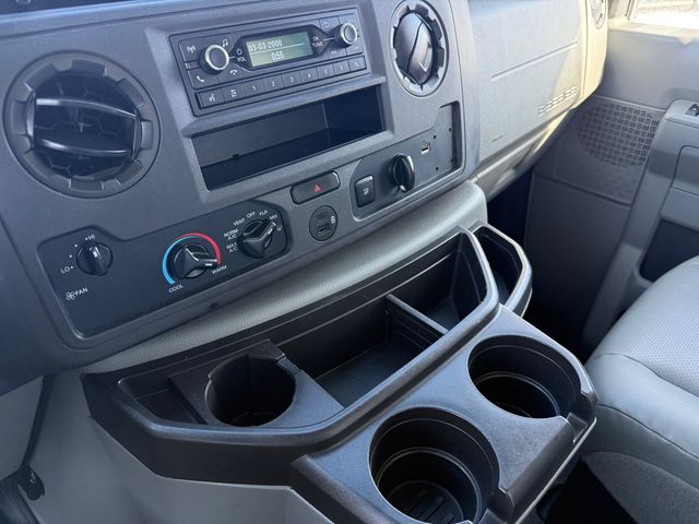 2021 Ford ECONOLINE E350 SUPER DUTY 16 Foot Box | Canton, Ohio | Ohio Auto Warehouse LLC 2021 Ford ECONOLINE E350 SUPER DUTY 16 Foot Box | Canton, Ohio | Ohio Auto Warehouse LLC