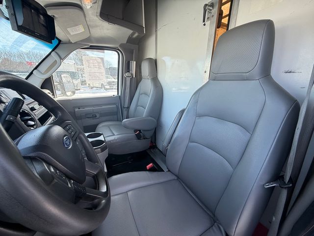 2021 Ford ECONOLINE E350 SUPER DUTY 16FT Box | Canton, Ohio | Ohio Auto Warehouse LLC