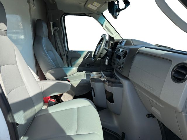 2021 Ford ECONOLINE E350 SUPER DUTY 16FT Box | Canton, Ohio | Ohio Auto Warehouse LLC