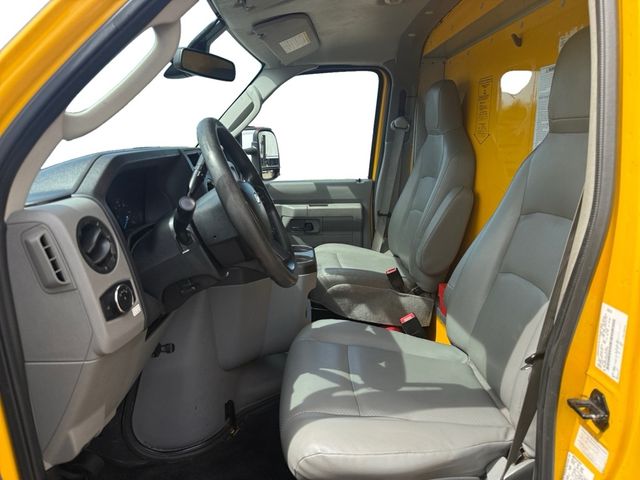 2021 Ford ECONOLINE E350 SD V8 16 FT Box WeFinance | Canton, Ohio | Ohio Auto Warehouse LLC