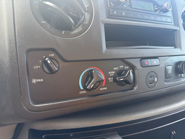 2021 Ford ECONOLINE E350 SD V8 16 FT Box WeFinance | Canton, Ohio | Ohio Auto Warehouse LLC 2021 Ford ECONOLINE E350 SD V8 16 FT Box WeFinance | Canton, Ohio | Ohio Auto Warehouse LLC
