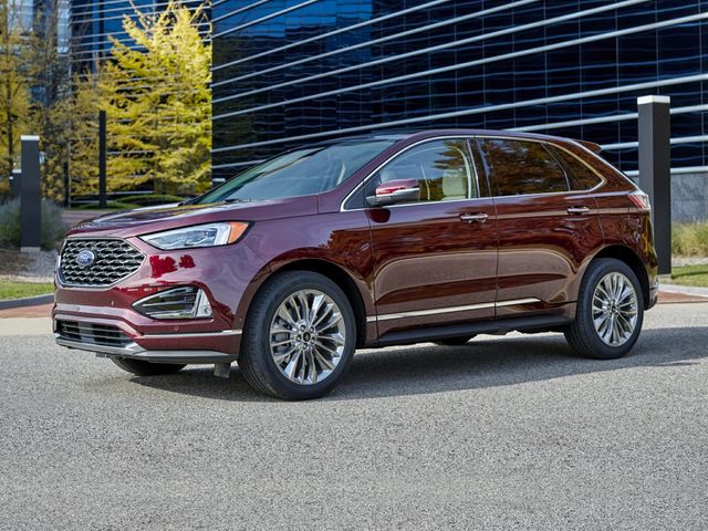 2021 Ford Edge Titanium | Naugatuck, Connecticut | A Better Way Wholesale Autos-CT