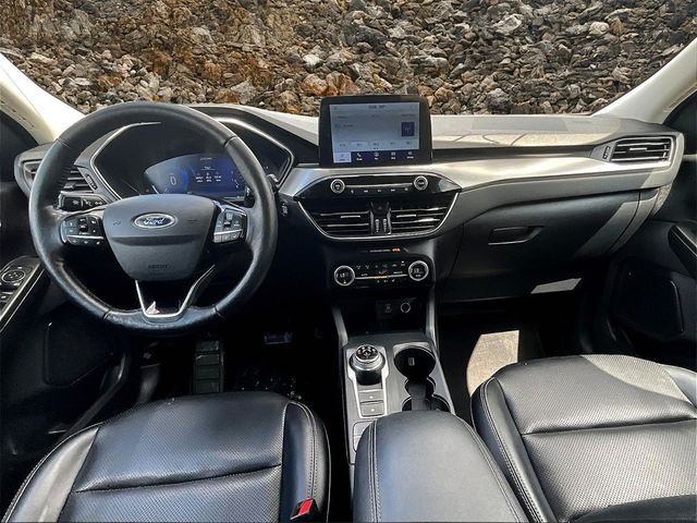 2021 Ford Escape Titanium