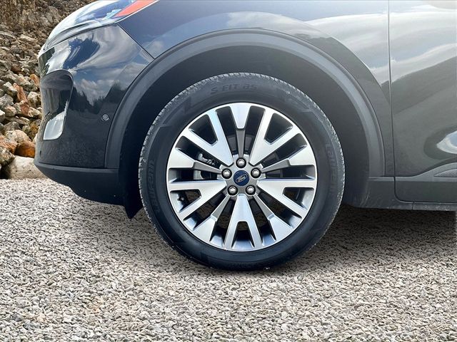 2021 Ford Escape Titanium