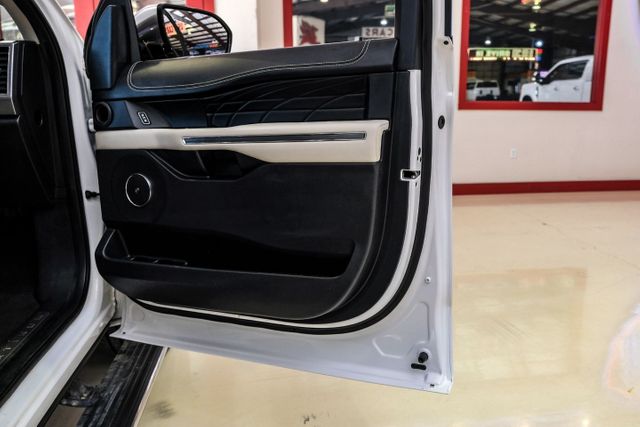 2021 Ford Expedition Platinum | Addison, TX | Mr Car Guys