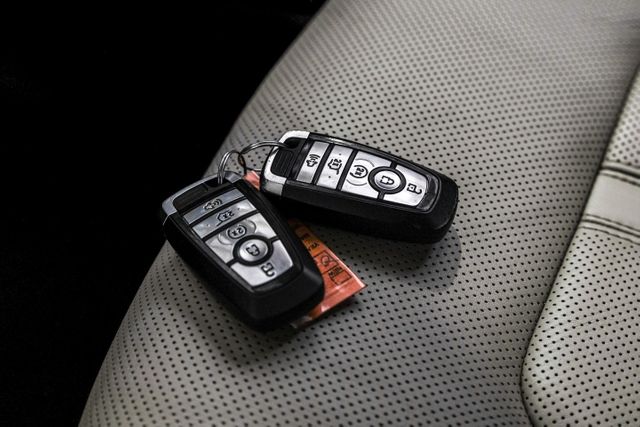 2021 Ford Expedition Platinum | Addison, TX | Mr Car Guys