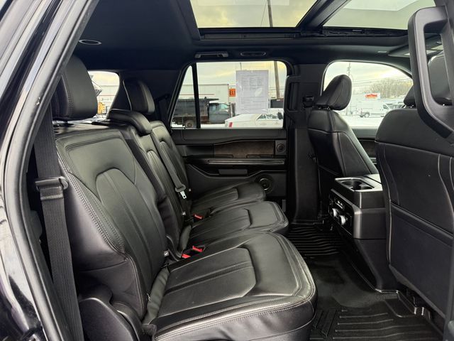 2021 Ford EXPEDITION MAX LIMITED 4x4 3rd Row Pano | Canton, Ohio | Ohio Auto Warehouse LLC 2021 Ford EXPEDITION MAX LIMITED 4x4 3rd Row Pano | Canton, Ohio | Ohio Auto Warehouse LLC