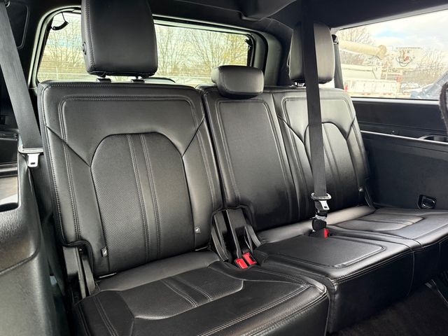2021 Ford EXPEDITION MAX LIMITED 4x4 3rd Row Pano | Canton, Ohio | Ohio Auto Warehouse LLC