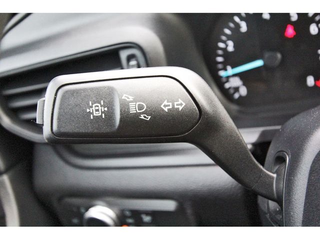 2021 Ford Explorer Base