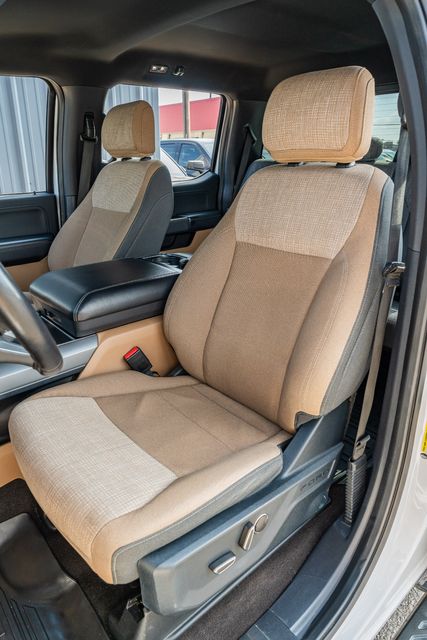 2021 Ford F-150 XLT 4X4 / CLEAN CARFAX / BIG SCREEN / LOADED | Austin, TX | Rocky Mountain Truck Stop Austin