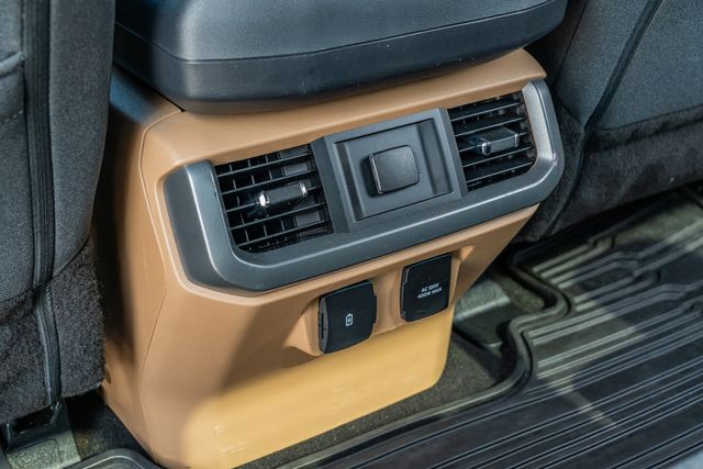 2021 Ford F-150 XLT 4X4 / CLEAN CARFAX / BIG SCREEN / LOADED | Austin, TX | Rocky Mountain Truck Stop Austin