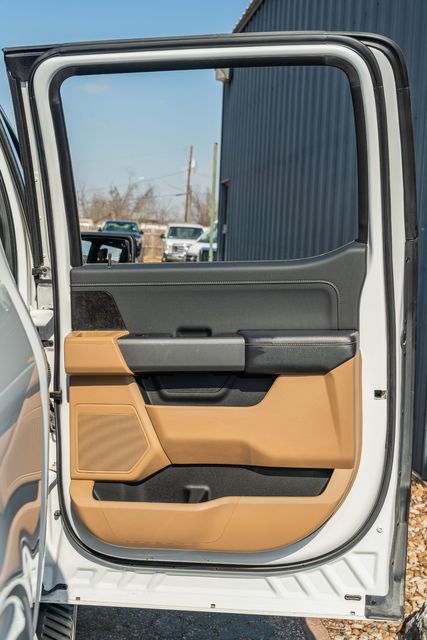 2021 Ford F-150 XLT 4X4 / CLEAN CARFAX / BIG SCREEN / LOADED | Austin, TX | Rocky Mountain Truck Stop Austin